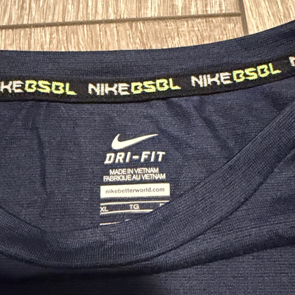 Nike Detroit Tigers Drifit Long Sleeve Tee - Picture 4 of 4